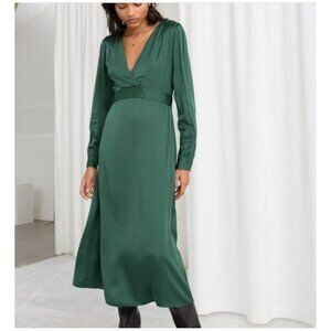 & Other Stories Plunging Green Satin Midi Dress Long Sleeve V-Neck Size 2
